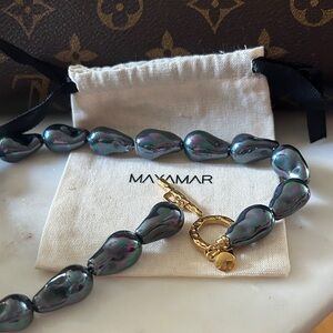 Mayamar luxurious black pearl iridescent Necklace